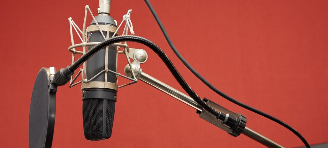 Hast du Lust, Kinder-Hörbücher zu hören und zu bewerten? Dann werden Teil der Jury für den Kinderhörbuch-Preis. (Foto: dpa)