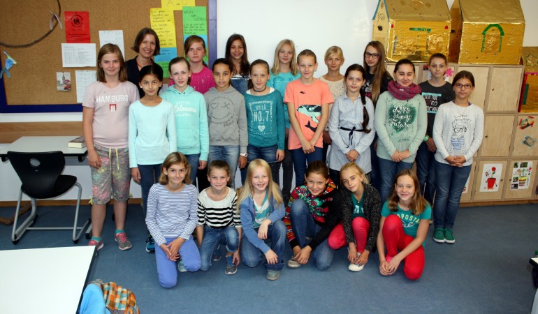 Mädchen unter sich: Alltag auf einer Mädchenschule