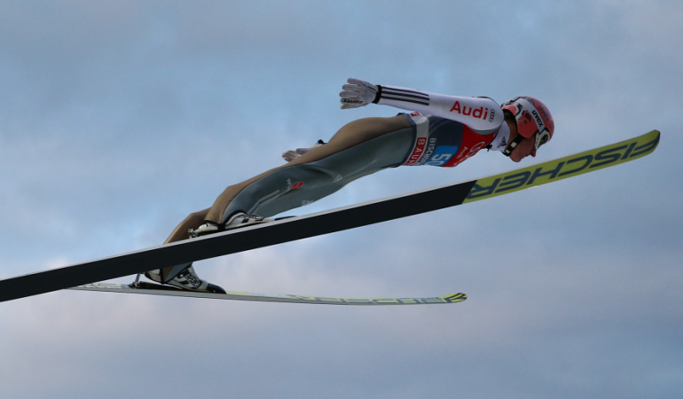 Unfall beim Skifliegen