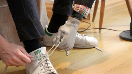 Zugreifen mit der Roboter-Hand