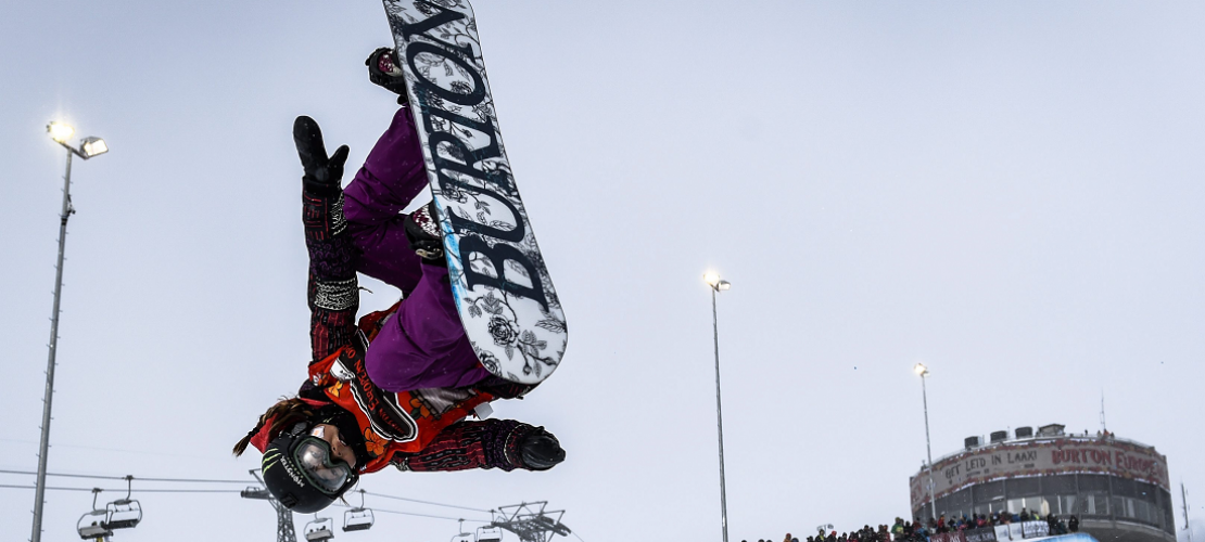 Chloe ist ein Snowboard-Superstar