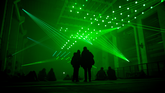 Wie entstehen Laser-Strahlen?