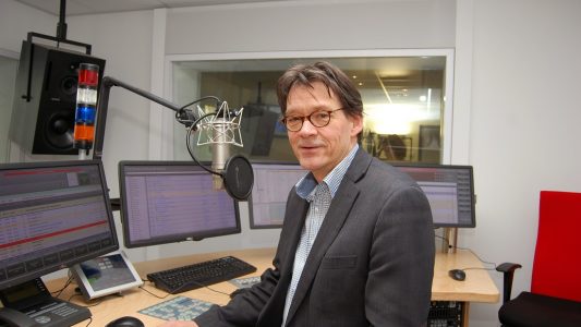 Wer bestimmt, was im Radio läuft?