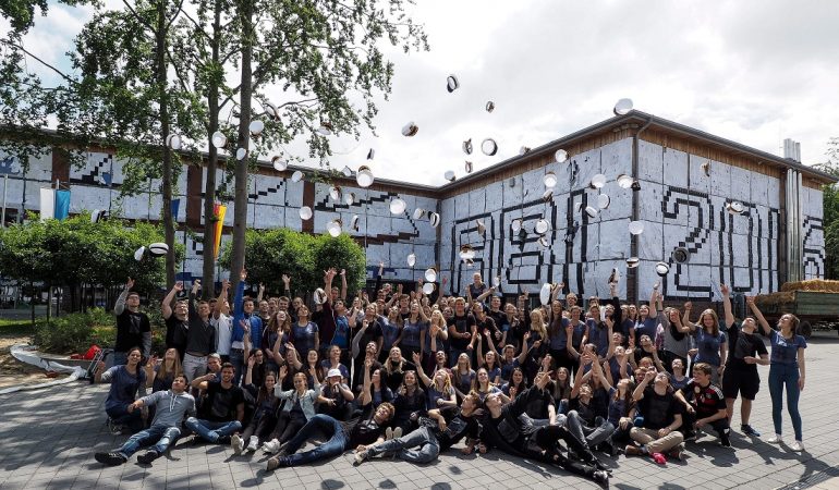 Schüler protestieren gegen Papier