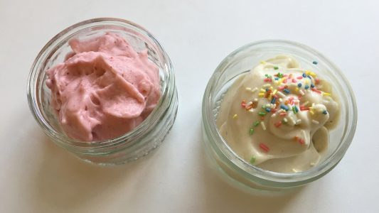 So machst du selbst Eis