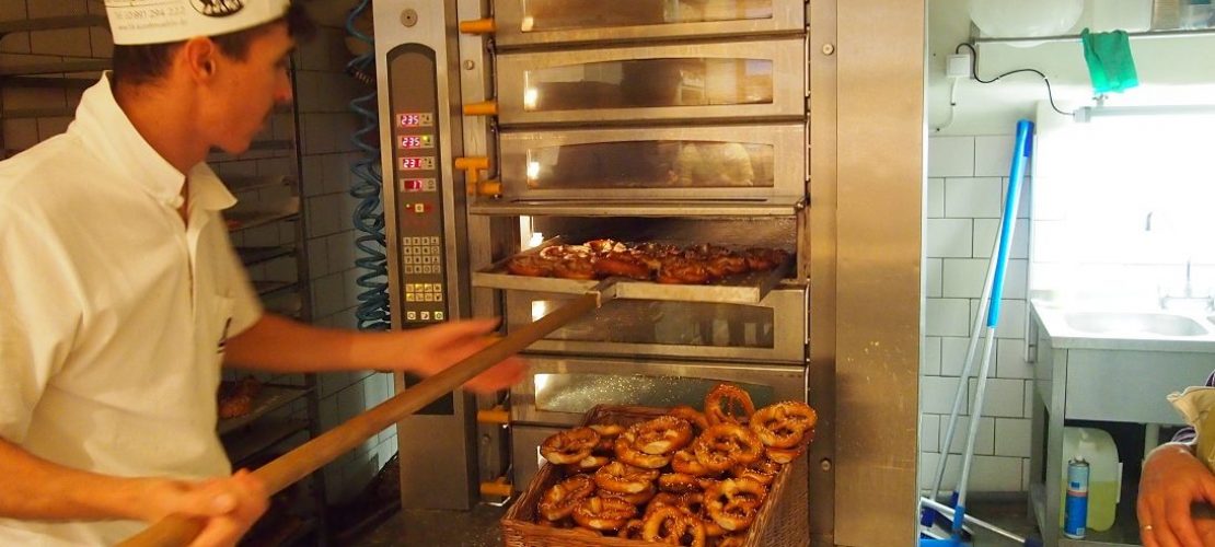 Wie entsteht Laugengebäck?