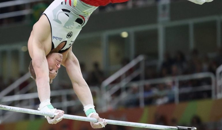 Hambüchen gewinnt Gold