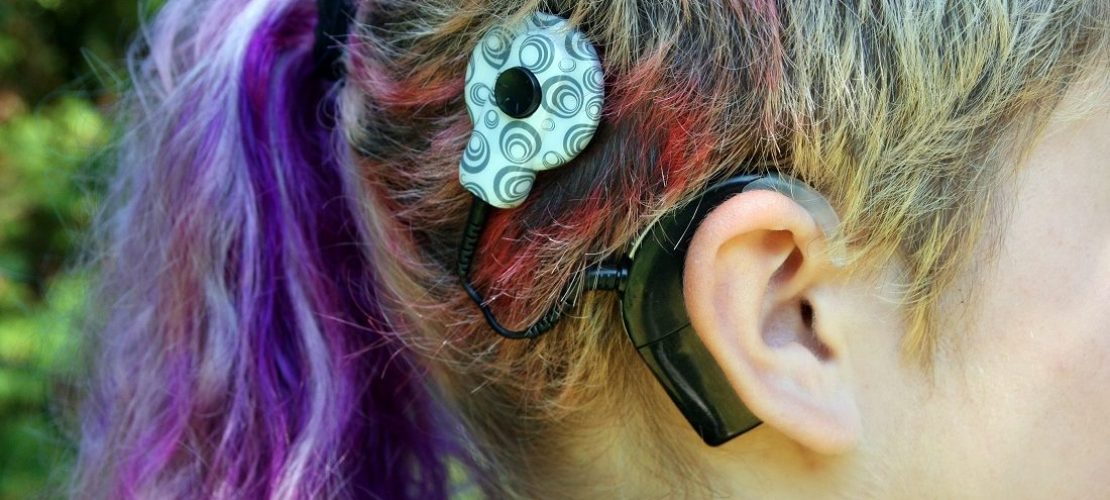 Wie können taube Menschen hören?