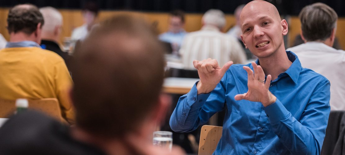 Ein gehörloser Politiker