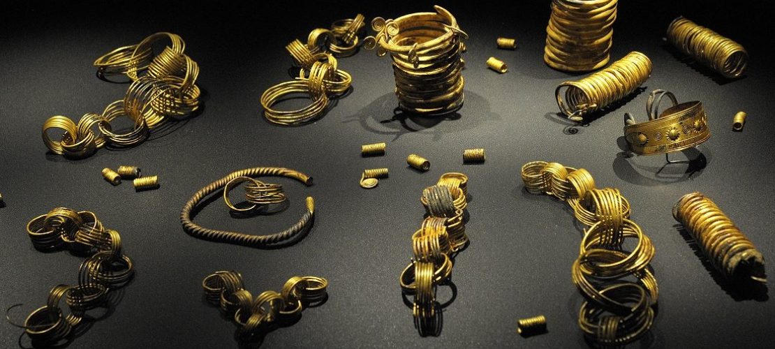 Seit wann tragen Menschen Schmuck?