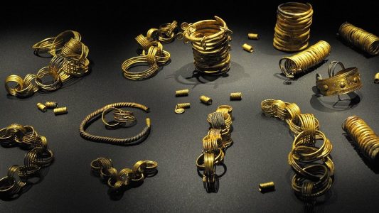 Seit wann tragen Menschen Schmuck?