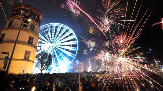 Wo kommt Feuerwerk her?