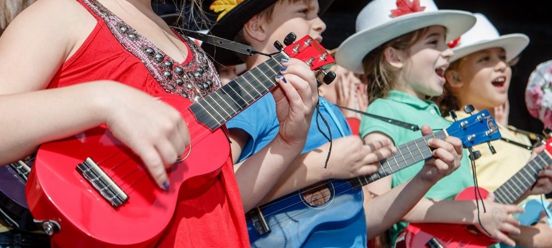 Wie erkennt man eine Ukulele?