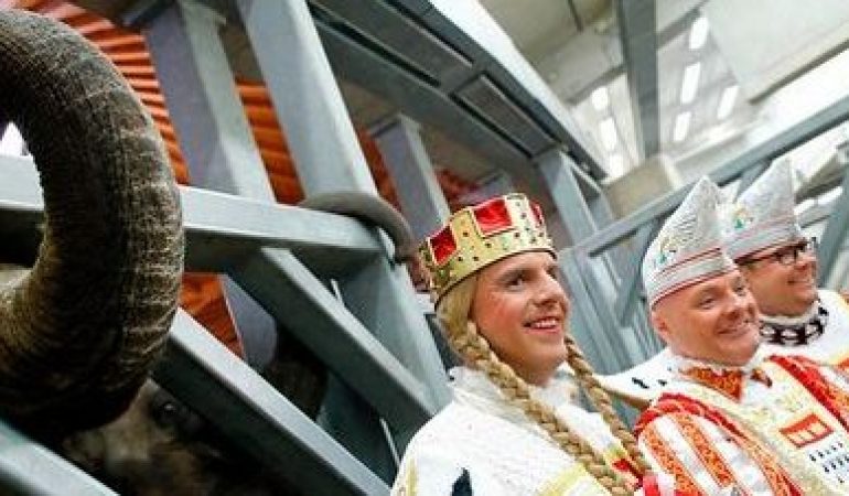 Es ist ein Jung Bul Kne!