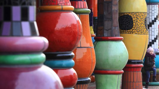 Wer war Friedensreich Hundertwasser?