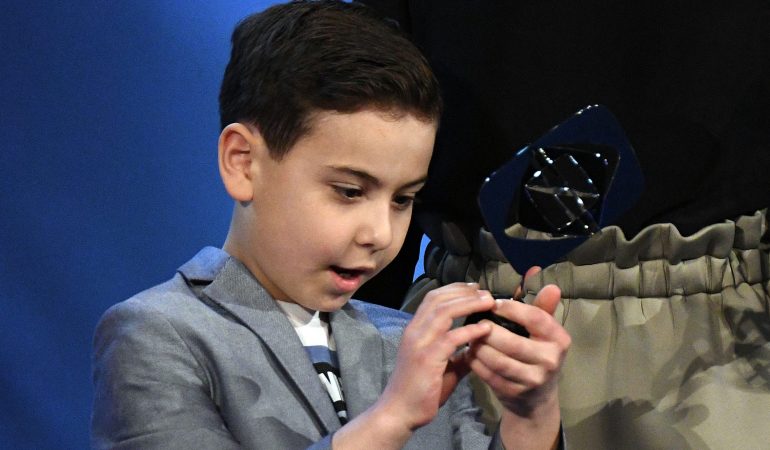 Vincent bekommt einen Preis