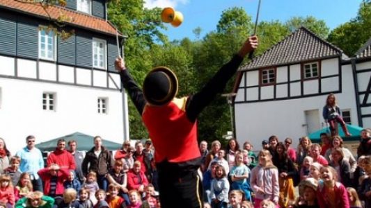 Raus hier: Pferde, Sterne und Musik