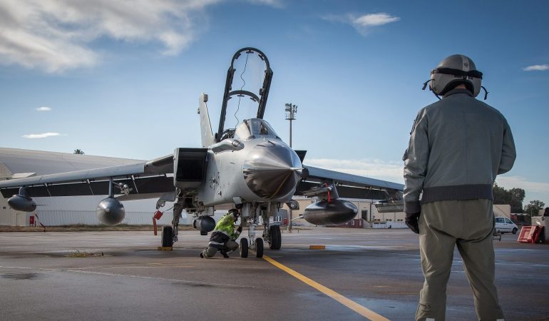 Deutsche Soldaten ziehen um