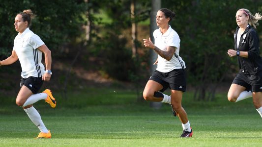 Jetzt kicken die Frauen