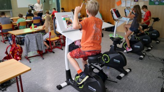 Fahrräder im Klassenzimmer