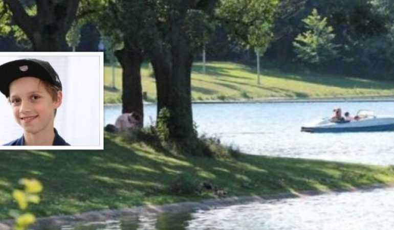 Ausflug in Köln: Tretbootfahren auf dem Kalscheurer Weiher