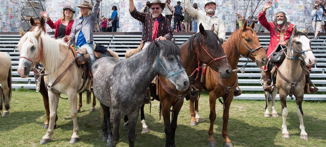 Drei Monate reiten für die Kunst