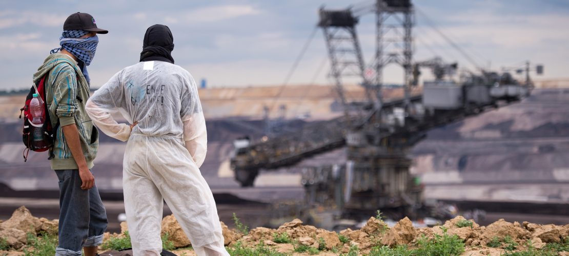 Ganz in der Nähe von Köln in Garzweiler in Erkelenz gibt es ein riesiges Braunkohlegebiet - und damit auch viel Protest. (Foto: dpa)