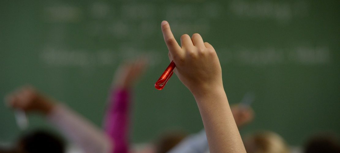 “Ey, du Streber!”