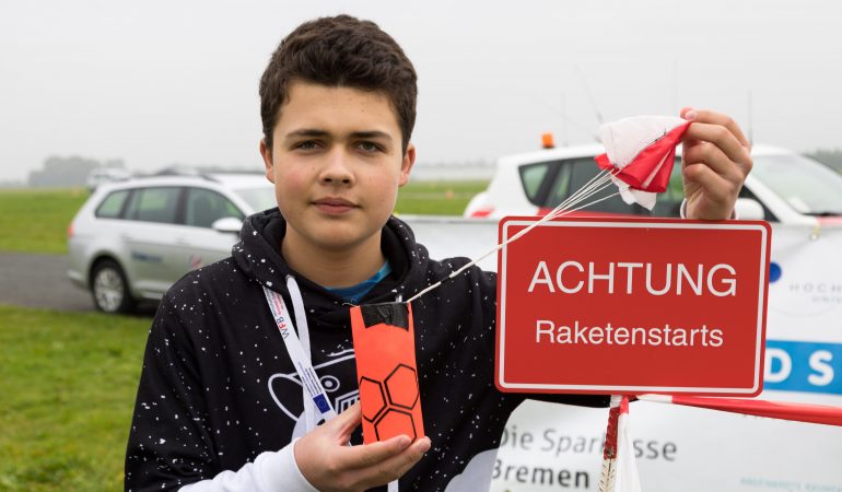Schüler bauen Satelliten