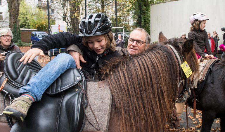 Opa hat’s geschafft!