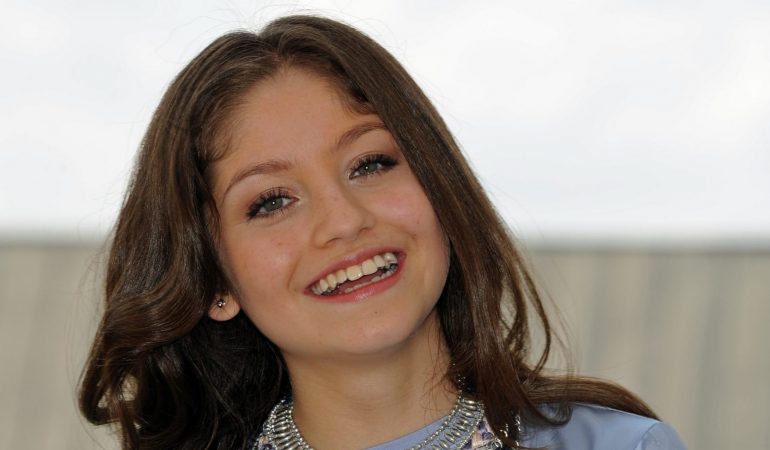 Alles Gute, Karol Sevilla!
