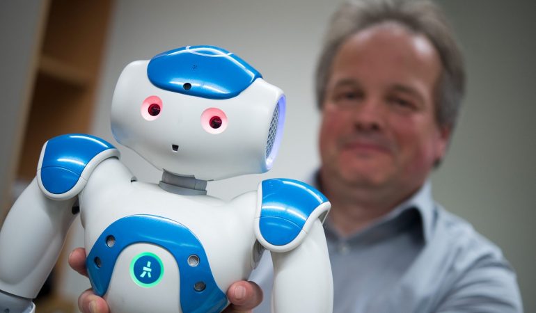 Maschine macht Menschen nach