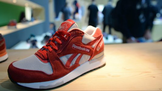 Wie entsteht ein Turnschuh?