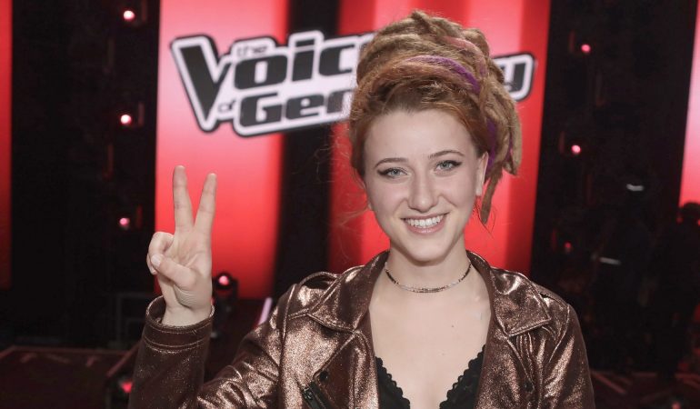 Natia erhält Grüße vom Staatschef