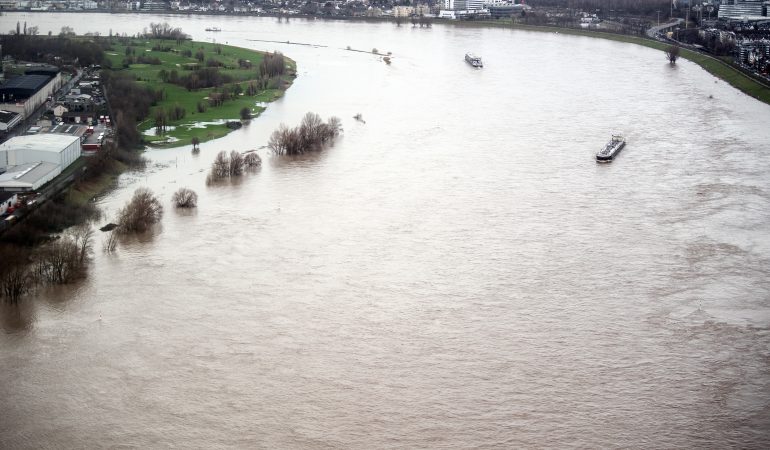 So entsteht Hochwasser