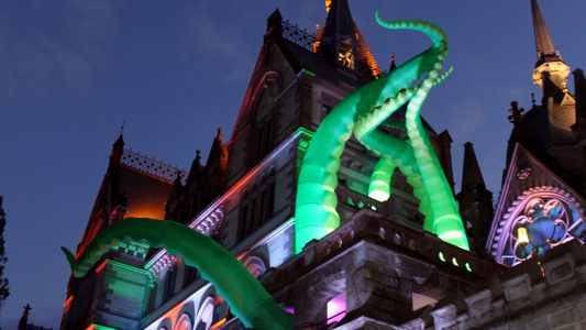 Die Drachenburg leuchtet wieder auf. Schau es dir an! (Foto: Schloss Drachenburg)