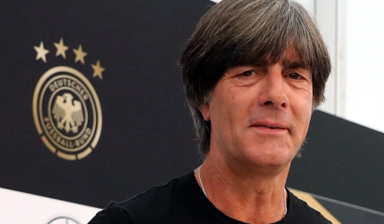 Bundestrainer Joachim Löw hat entschieden, welche Spieler zur WM nach Russland mitfahren dürfen. (Foto: dpa)