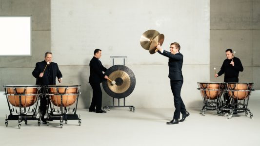 Das Kammerkonzert des „WDR Sinfonieorchester“ „Percussion Power“ ist völlig anders als andere Konzerte. (Foto: Tillmann Franzen/WDR)