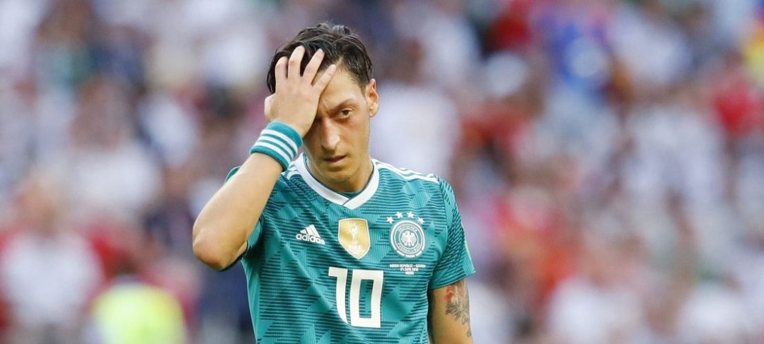 Für Özil war die WM von Anfang nicht leicht. Es gab viel Kritik. Und jetzt auch noch das frühe Aus!(Foto: dpa)