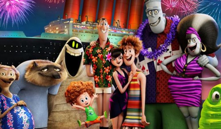 Partystimmung auf dem Kreuzfahrtschiff. Links: Mavis, Tochter von Graf Dracula. (Fotos: Verleih von Hotel Transsilvanien 3)