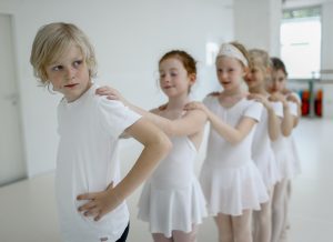 Wenn Jungs Ballett tanzen... sind die Mädchen manchmal ganz schön nervig... (