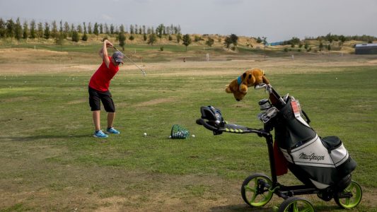 Für Golf braucht man Ruhe und Disziplin - zwei Eigenschaften, die einem auch in anderen Lebenssituationen sehr hilfreich sein können. (Foto: Jenny Wagner)