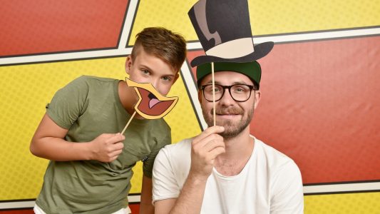 Niklas und Mark Forster (Fotos: Disney)