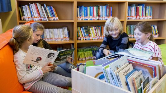 Bunte Sitzsäcke und viele Geschichten – der Duda-Leseclub