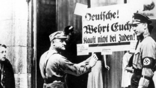 Eine Nacht voller Zerstörung – die Pogromnacht vom 9. November 1938.
