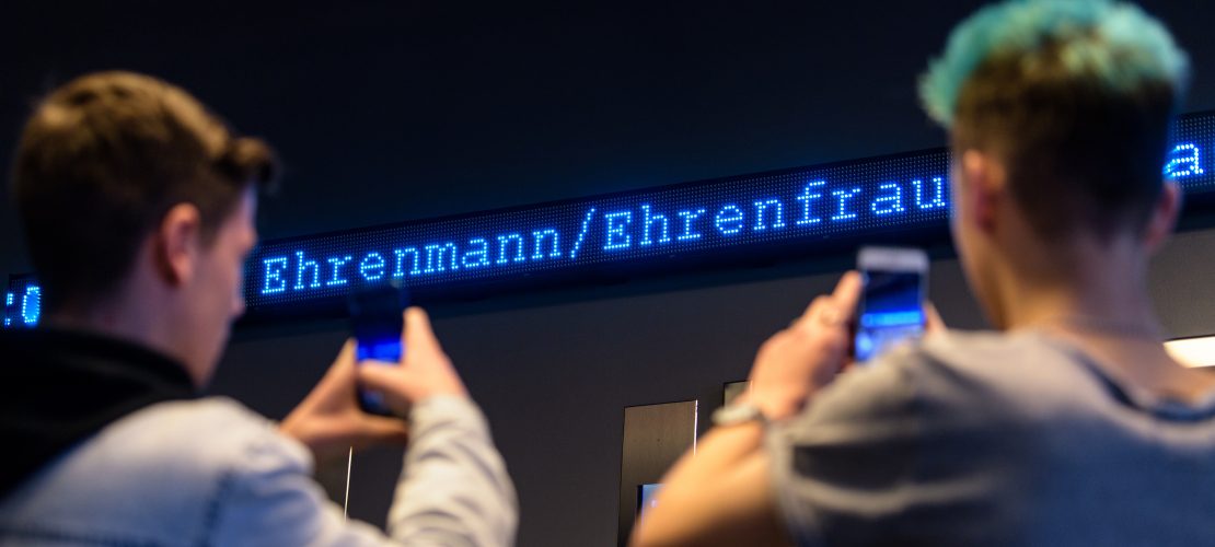 Ehrenfrau und Ehrenmann – das Jugendwort des Jahres