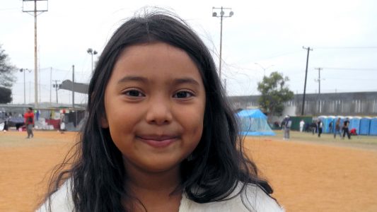 Ziel USA – Laura steckt an der Grenze fest