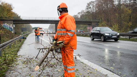 Gefährlicher Arbeitsplatz Autobahn
