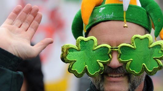 Rote Haare, Volkstanz und Kleeblätter – Irland