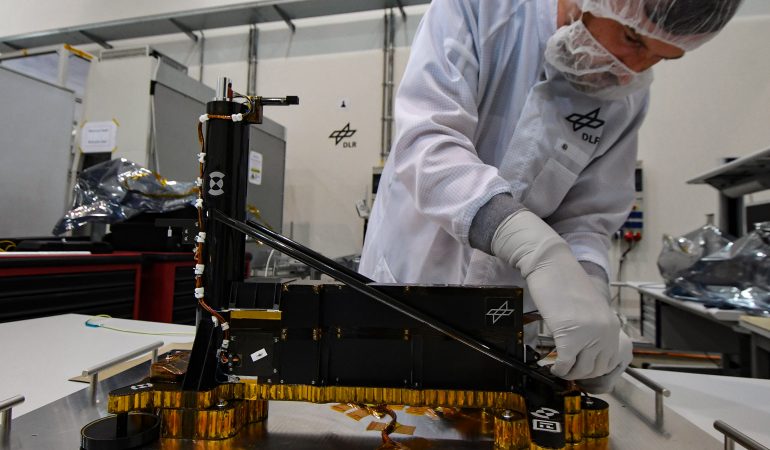 HP3 – Ein Roboter gräbt auf dem Mars